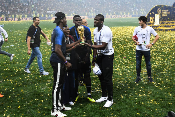 里的卡斯蒂 里的卡斯蒂